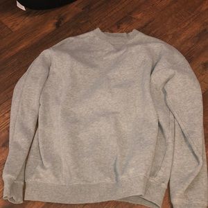 Gray sweatshirt